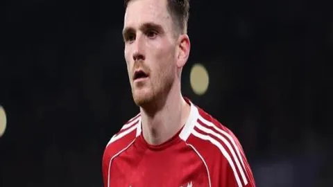 砥砺前行，攀登巅峰——专访中国短道速滑队教练张晶