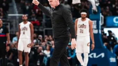 湖人主场再迎五连胜专家质合分析期号前区十码推荐