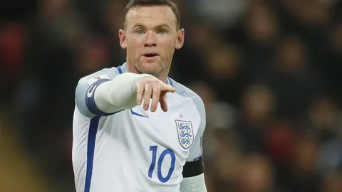 浓眉助防守，交流更顺畅